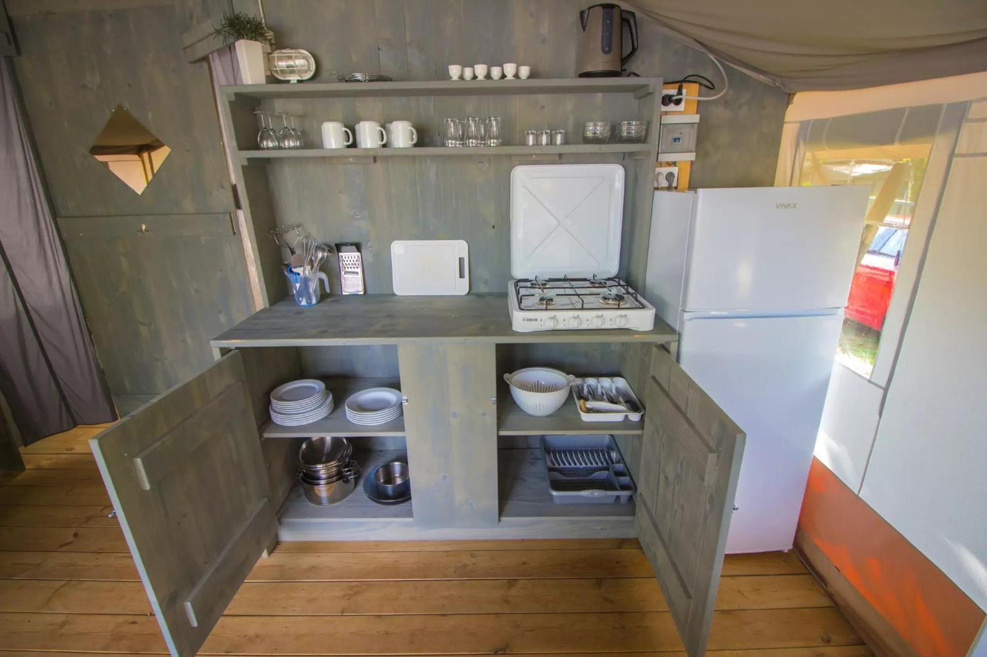 Easyatent Camping Porto Sole ヴルサル 部屋 写真