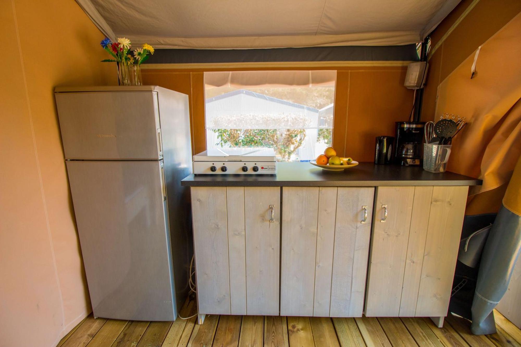 Easyatent Camping Porto Sole ヴルサル 部屋 写真